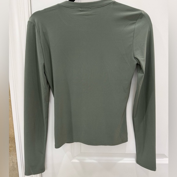Aritzia Wilfred Mirage Longsleeve in Sagesse Size Small NWT - Picture 3 of 7